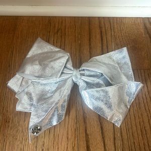 Silver JoJo Bow